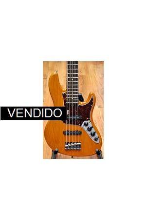 Fender American Deluxe Jazz Bass V Amber Fender American Deluxe Jazz Bass V Amber